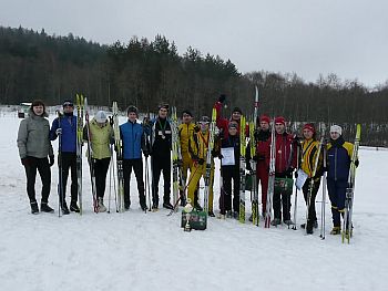 VU slidininkai su čempionų taure