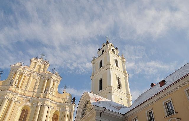 VU Šv. Jonų bažnyčios varpinė vėl kviečia lankytojus. VU archyvo nuotr.