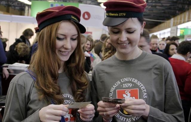 Stende būsimiems studentams suteiksime informaciją apie priėmimą, studijas ir mokslą VU. VU KHF archyvo nuotr.