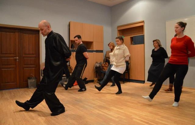 Praktinius Tai chi užsiėmimus vedė Romualdas Petkevičius, Tai chi chuan ir Chi kung asociacijos prezidentas. SSC archyvo nuotr.