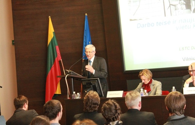 Konferencija „Darbo kodekso dešimtmetis: šiuolaikiniai iššūkiai nacionalinei darbo teisei“. Teisės fakulteto nuotr.