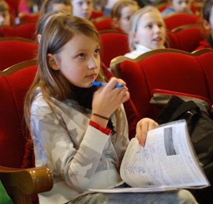 Vaikų universiteto studentai vasaros sesiją pradėjo paskaita apie ekologiją. M. Rimšelio nuotr.