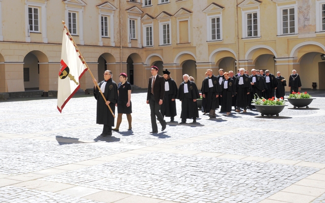 Vilniaus universitetas mokslo ir studijų metus palydės švente „Finis semestri“. V. Naujiko nuotr.