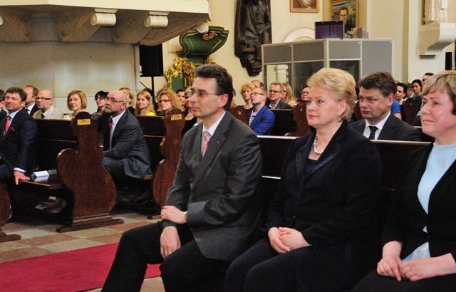 Vilniaus universiteto Šv. Jonų bažnyčioje rinkosi Vadovų klubo nariai, kuriuos sveikino Lietuvos Respublikos Prezidentė Dalia Grybauskaitė ir l. e. p. VU rektorius prof. Jūras Banys. V. Naujiko nuotr.