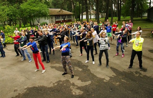 Tradiciškai vasara palydėta pirmakursių stovyklų maratonu. VU SA archyvo nuotr.