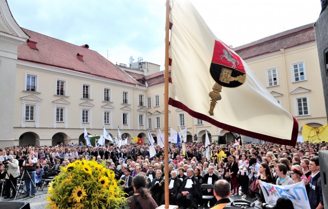 Studentai: finansavimą reikia didinti, o ne perskirstyti. V. Jadzgevičiaus nuotr.